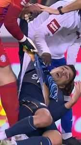 337K views · 3.2K reactions | Osim što ga krasi rad poznatog hrvatskog dizajnera Juraja Zigmana, ovosezonski dresovi Rijeke su provjereno dobre kvalitete za što je zaslužan naš tehnički sponzor Joma. Još danas i sutra možete ih kupiti na popustu u klupskom Fan shopu i online na - https://shop.nk-rijeka.hr/product/dres-plavi-24-25/ 懶 | NK Rijeka | Facebook