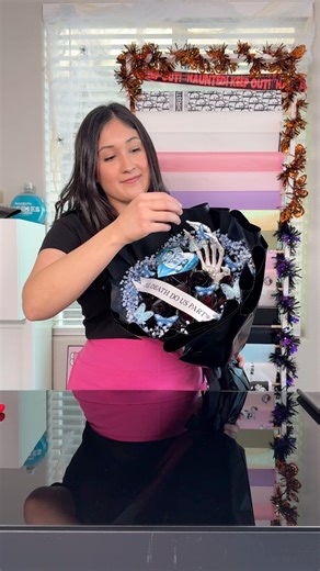 Corpse Bride Bouquet 💙 #corpsebride #halloween #florist #halloweenbouquet #roses | Pretty Pastel Pastries