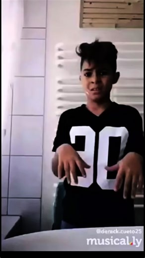 Esos Tiempos: Recuerdos que Ríen