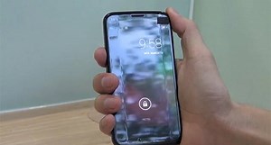 Mystery Motorola phone revealed in hands-on review