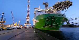 VIDEO: Crane Collapses on Deme Offshore's New Vessel