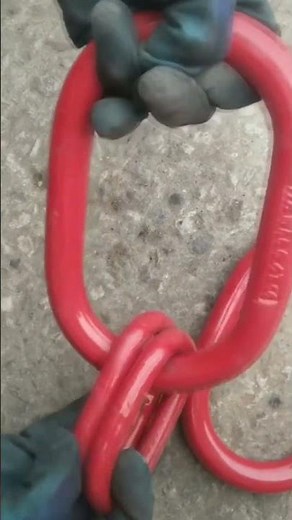 Forged Alloy Steel G80 Chain Master Link Assembly Display