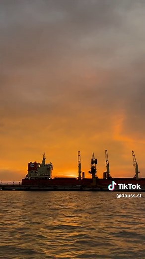 so long🥀 #fyp #foryoupage #berbiasalahberbahagialah #sunrise #avengedsevenfold #a7x #almosteasy