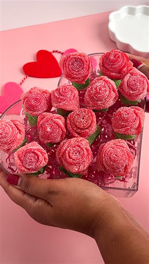 Hellen on Instagram: "Perfect Valentine’s candy bouquet gift idea for the bouquet I used green apple and strawberry sour strips. My kids loved this treat so much ♥️#candybouquet #valentinesday #vdaygift #vdaycookies"
