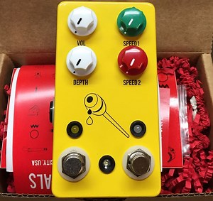 JHS Honey Comb Deluxe | Reverb Canada