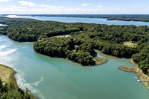 667 & 669 Mere Point, Brunswick, ME 04011 - MLS 1603900 - Coldwell Banker