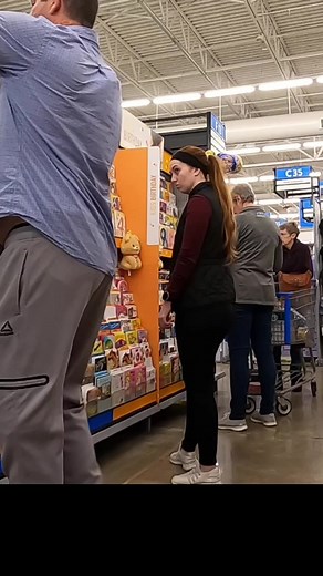 405K views · 5.1K reactions | AMAZING FART REFLEXES!!! 藍 Farting #funnyvideos #fartprank #farts #prank #funnyvideo #fartsarefunny #funnyposts | Super Stupid Poop | Facebook