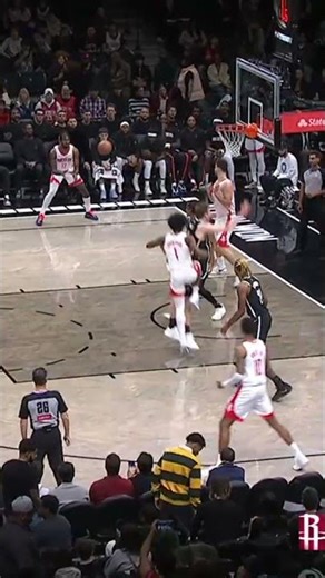 Tari triples just in time! ⏰ #rockets