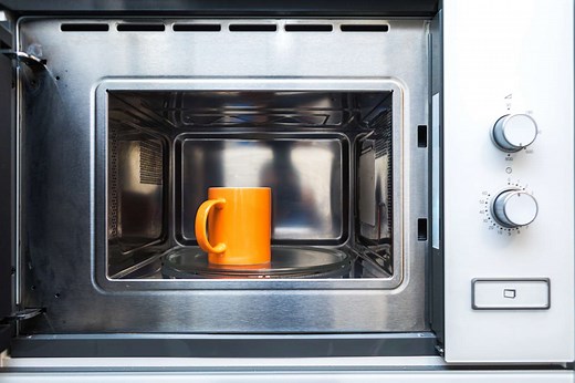 12 Things You Should Never Put in the Microwave