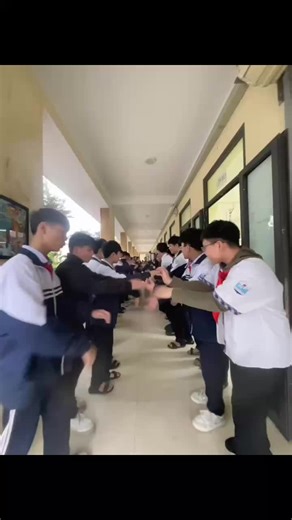 Video của Lê Tây Lê (@l.ty.l) với bản nhạc nhạc nền - Lê Tây Lê