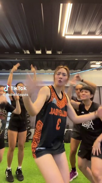 Super Bass Dance Compilation for a Happy Weekend