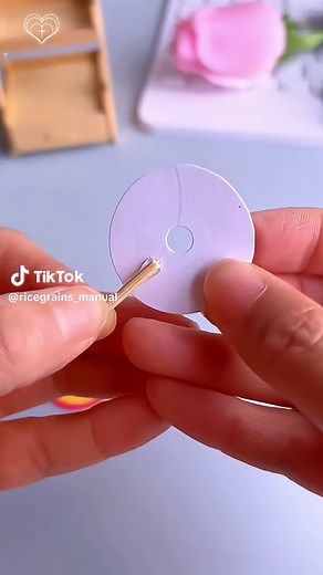 DIY Rotating Ferris Wheel with Bottle Caps and Cotton Swabs