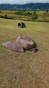 The Mysterious Megaliths of Central Sulawesi Indonesia 🪨 These Megaliths are located around the Lore Lindu National Park, in the three valleys of Napu, Behoa and Bada.We can find several groups of Megaliths in central Sulawesi:🗿Statues,🫙Stone Jars (known as #kalamba in the local language), 🪨Menhir Stones,🪨Dolmen and other Megaliths with abstarct carvings. Archeologists believe that they must be minimum 3500 years old because they sometimes find bones nearby which can be carbon dated. But be