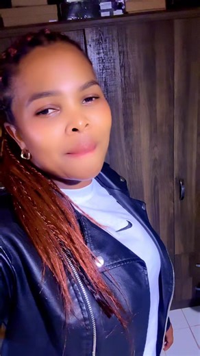 nosie811 (@nosie811)’s videos with original sound - Ɓĥäčä Ɓöřn̈