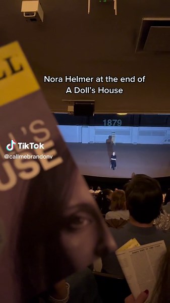 A Doll's House Broadway Theatre Play with Jessica Chastain