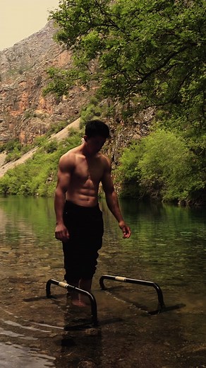 Nature Workout: Handstand Exercises in Outdoor Setting