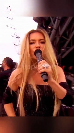 Shania Twain - Man! I Feel Like a Woman (Glastonbury 2024) #shaniatwain #rock #music #video #musica