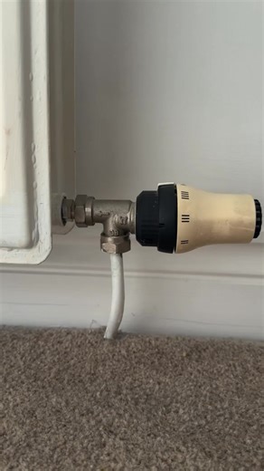 Best plumbing HACK to fix a cold radiator! #facebookreel #facebookviral #trend #plumbing #diy #asmr | Plumbing work