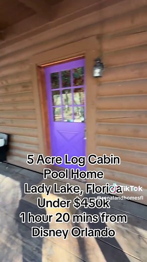 Charming 3 Bedroom Log Cabin Pool Home in Lady Lake, FL