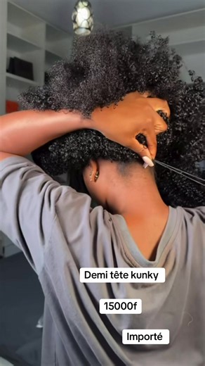 Comment porter une perruque demi-tête (half wig) naturellement