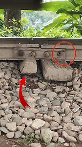 1.7M views · 3.8K reactions | The sleeper of the railway line has broken #reels #train | Local Train 00 | Facebook