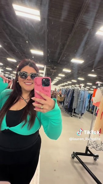 Descubre el almacén oculto en Arlington, TX