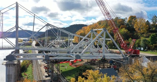Free car ferry in Lansing offers new route across Mississippi River