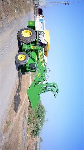 Umiya Loaders on Instagram: "Level up your cotton operations! 🚜💨 Introducing the Umiya Cotton Grabber Bucket on the rugged John Deere 5210. Reaching new heights with an impressive 14ft lift for maximum stacking and efficiency. Stop struggling, start grabbing! Hight:- 14Ft Mgf: Umiya Engineering Works. Contact:- 9879682540 #umiyaloaders🚜 #johndeer #india #newlaunch #excon #mining #trending #loader #viralvideos #equipments #makeinindia #madeinindia"