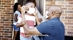 280K views · 3.8K reactions | Las vacunas de ARN mensajero (o RNAm) se han desarrollado durante décadas y ahora están aprobadas para su uso contra COVID-19. Así es como funcionan y lo que debe saber sobre ellas. Visite jhsph.edu/covid-19 para obtener aún más recursos. | Johns Hopkins Bloomberg School of Public Health | Facebook