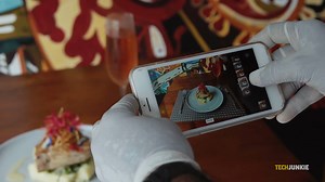 How to Make Text Appear or Disappear in Instagram Stories