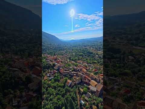 Καταπράσινο άγριο τοπίο στην Κορακιάνα, Κέρκυρα