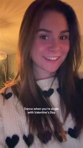 😩😩😩😩😩😩 #fyp #foryoupageofficial #dance #valentinesday #singlegirl