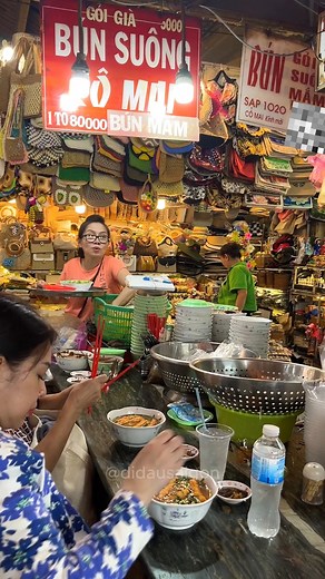 66K views · 333 reactions | Food Tour chợ Bến Thành #reelsvn | Đi Đâu Sài Gòn | Facebook