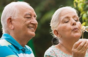 PMVVY : अगर आप चाहते हैं हर महीने 9250 रुपए की पेंशन, मोदी सरकार की इस योजना में करें निवेश