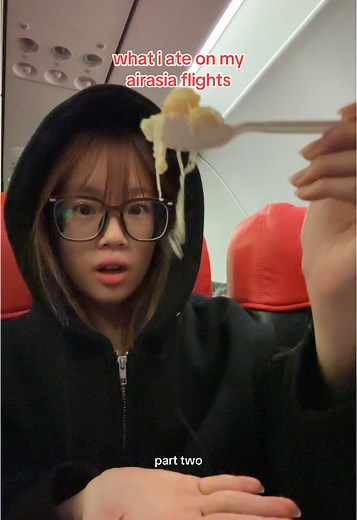 Delicious Airplane Food Choices on AirAsia Flights