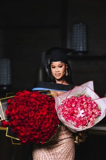 Graduation Photoshoot🎓 #explore #graduation #fyp #explorer #jhbtiktokers #southafricatiktok