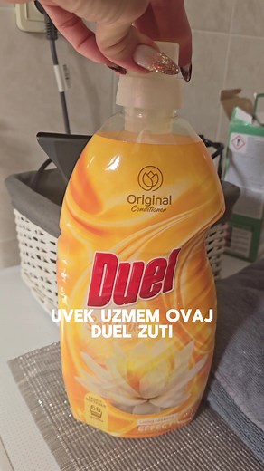 Svi mi kada ne znamo koji da kupimo omeksivac imamo taj jedan kome se uvek vracamo.Koji je Vas?#dmsrbija #dmdeutschland #duel #omeksivaci #preporukice #recenzije @dm_srbija