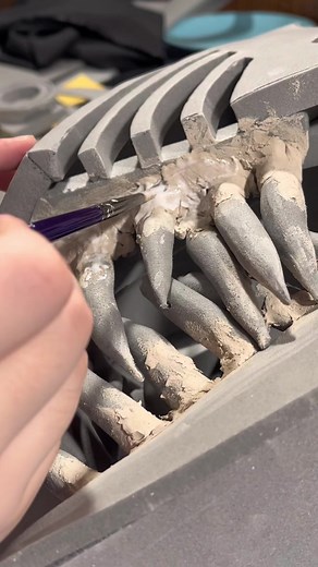 Over the entirety of December I made a Denji cosplay! I’m so excited to finally share this progress with you! #denjicosplay #chainsawman #chainsawmancosplay #cosplay #cosmaker #foamsmith #denji #denjichainsawman #csm #csmcosplay