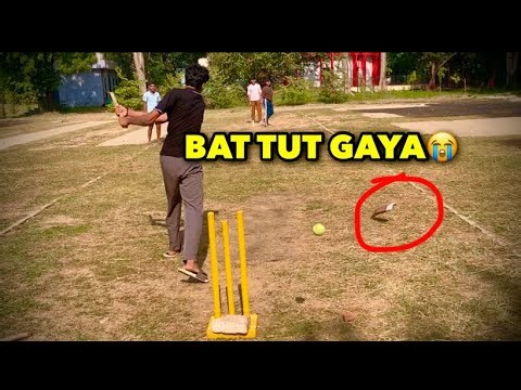 Cricket Match Bat Tut Gaya😭😂 / funny vlog 🤣