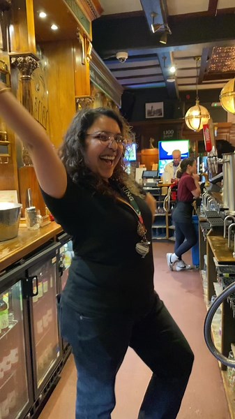 Serving Beers This Sunday in Nottingham Hospitality