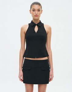 Keyhole Detail Top in Black | Glassons