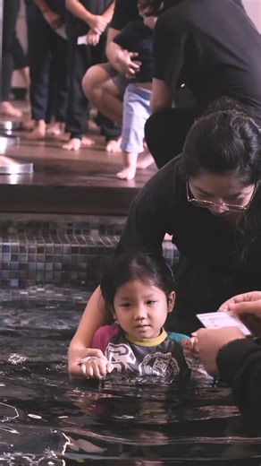 17 reactions | Last Saturday, we witnessed baptisms and welcomed new members into our church family! We rejoice with each one who took this step of faith — welcome to the family! 李 | Christ Methodist Church | Facebook