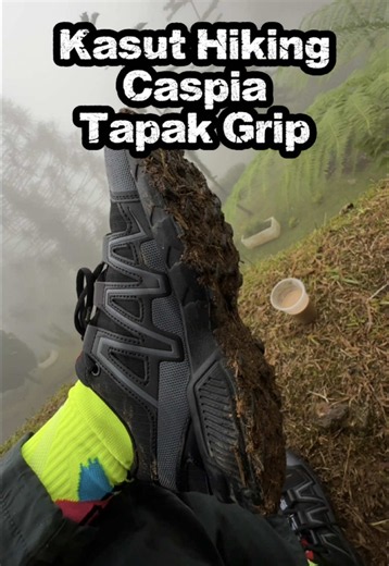 Kasut hiking lelaki dari Caspia dengan tapak yang betul-betul grip #kasuthiking #caspiahikingshoes #kasuthikingmurah #kasuthikingviral #kasutoutdoor