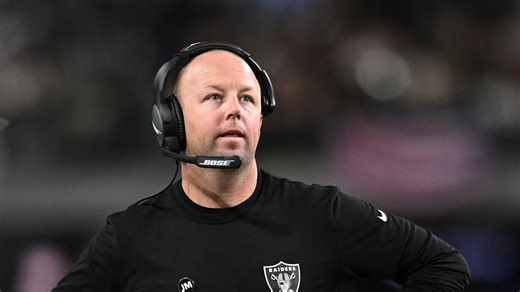 Raiders hire Nick Holz as offensive pass game coordinator