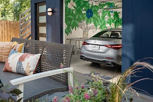 420 reactions · 22 shares | We love a good flex space.  With a fun, multi-use bonus room above and plenty of room to park the new Mercedes-Benz C-Class below, the garage at HGTV Urban Oasis 2022 is 朗朗. Take a tour >> https://hg.tv/3CGZy1U | HGTV | Facebook
