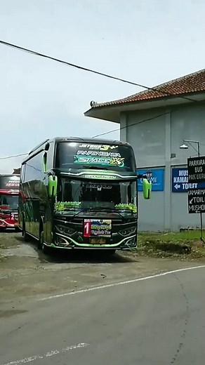 Bus Telolet Basuri Terbaru 2024: Viral dan Mengular!