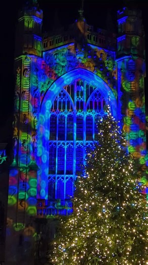 It's beginning to look a lot like Christmas at Bath Abbey! 🎄 Plan ahead using our website (including for opening time variations and booking tickets) and take a look at everything we have going on over Advent and Christmas: https://www.bathabbey.org/christmas/ Come along to one of our many services, book a special festive tour or concert and celebrate this season with us! Who's visiting us this festive season? 🙋‍♀️ | Bath Abbey