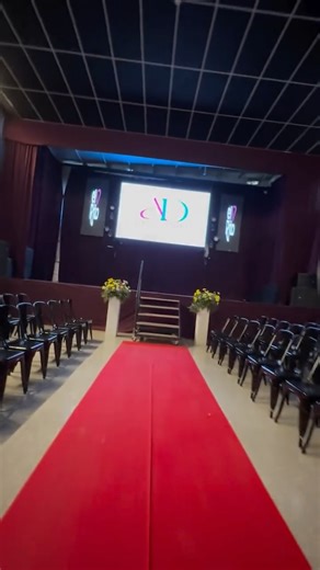 Adda Models | Agencia de modelos | Cursos online | 👠👞Mostramos un poco del backstage de nuestro desfile Adda Models a puro “Ritmo y Glamour”. Gracias a todas las marcas que se sumaron y... | Instagram