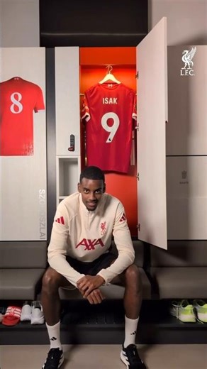 Introducing Liverpool's new number 9️⃣✨