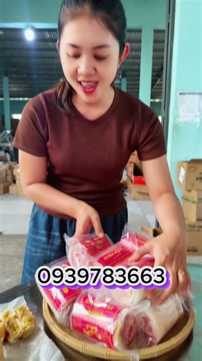 Bánh pía xưa đậu xanh, mỡ hành - 0939783663 - Ăn Vặt Long Xuyên #anvatlongxuyen #banhpia